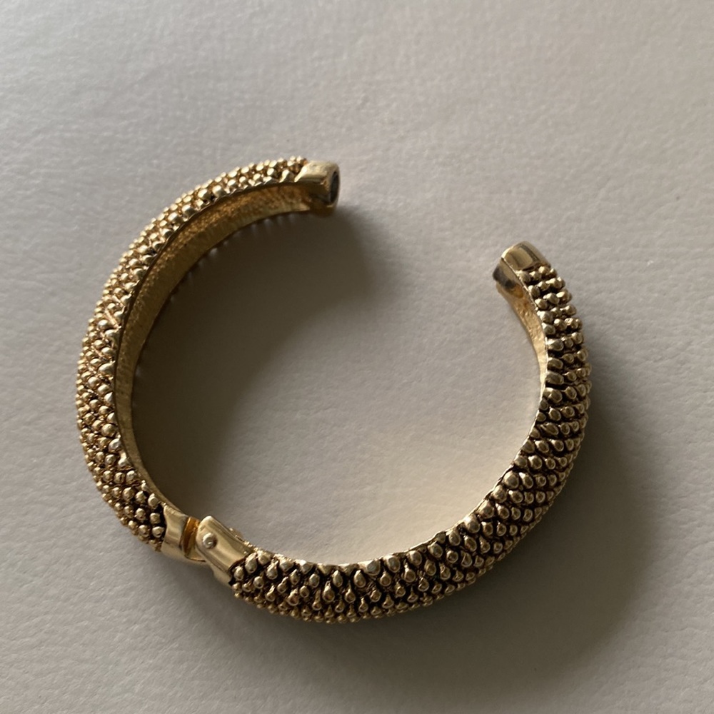 Magnetic Hinged Bracelet Small - image 5